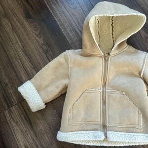 GAP | 6-12 mo | Fall Peacoat + Booties gender neutral